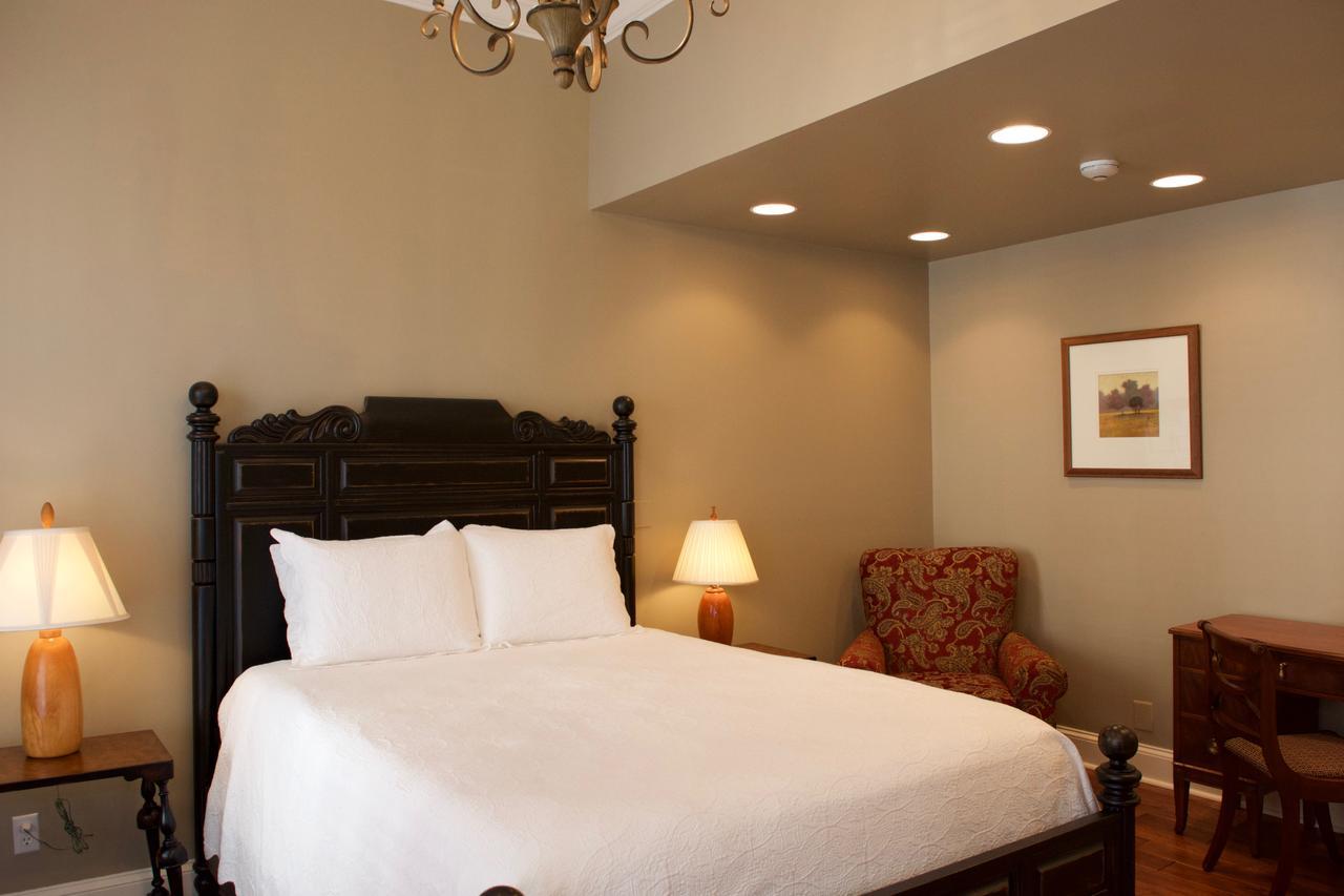 Bluff View Inn Чатануга Екстериор снимка
